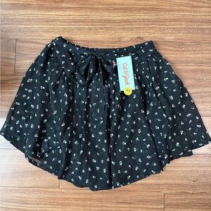 NWT Cat & Jack Black Floral Skirt